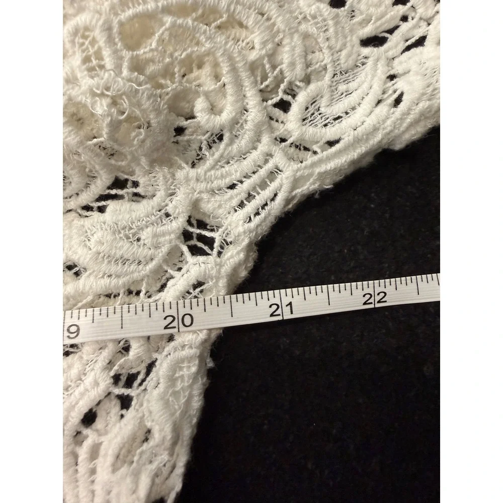 Zara Trafaluc Lace Crop Top Size M White Boho Crochet Long Sleeve Victorian